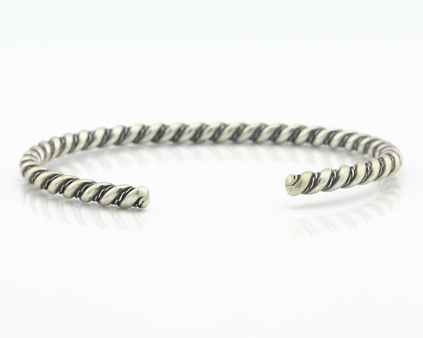 Navajo Bracelet .925 SOLID Silver Handmade Artist Tahe Circa Late 1980's