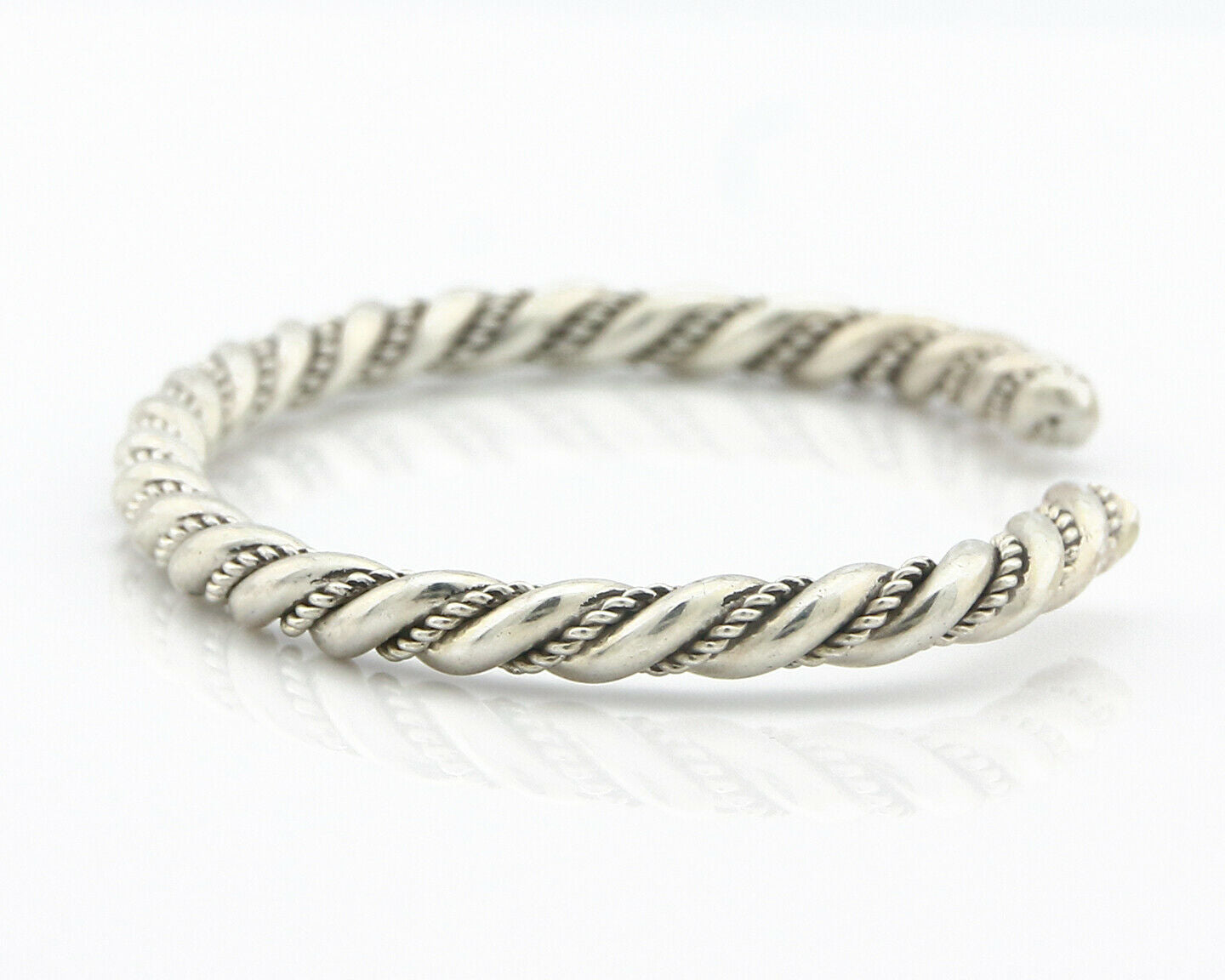 Navajo Bracelet .925 SOLID Silver Handmade Artist Tahe Circa Late 1980's