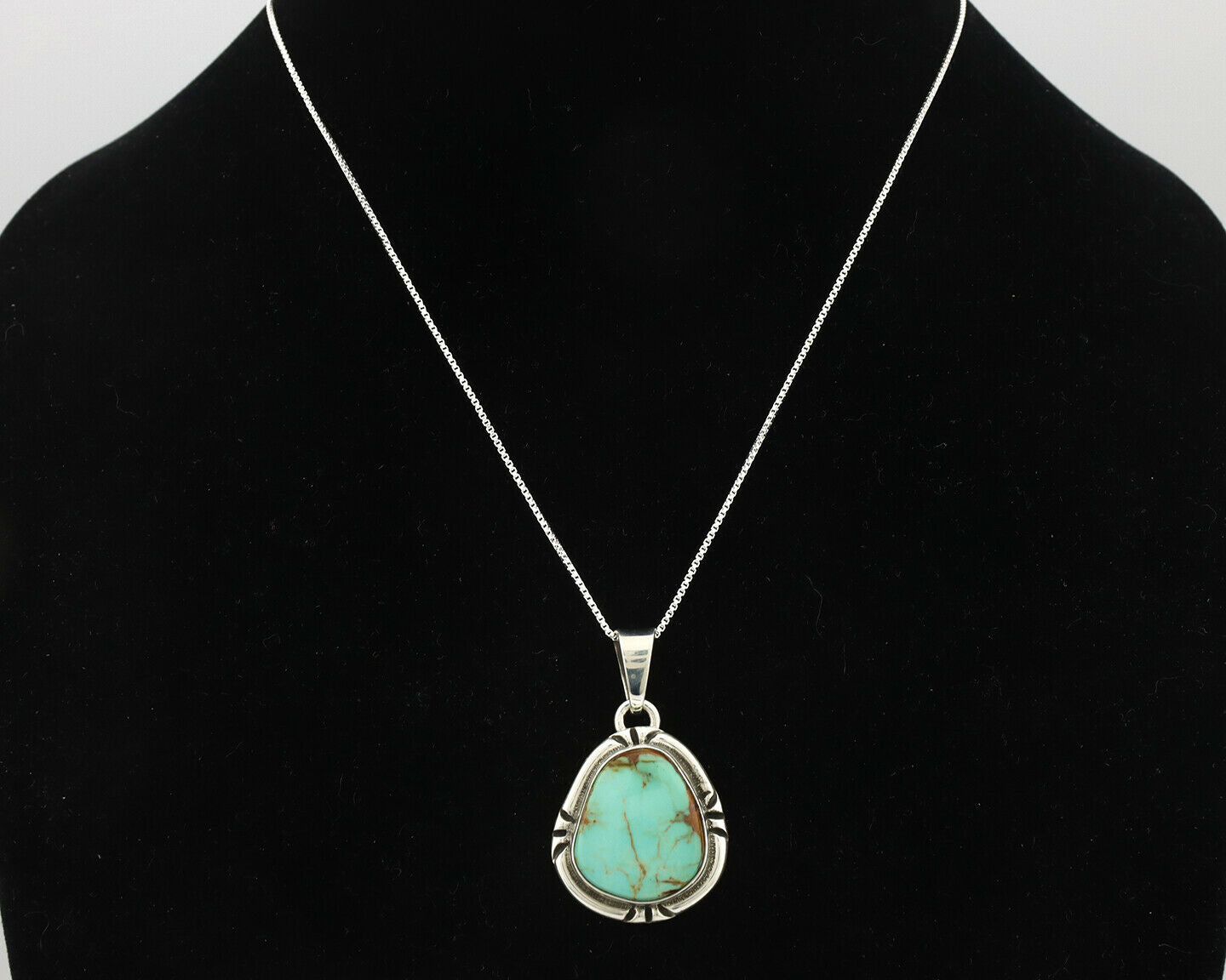 Navajo Pendant .925 Silver Kingman Turquoise Artist Signed Gecko C.80's
