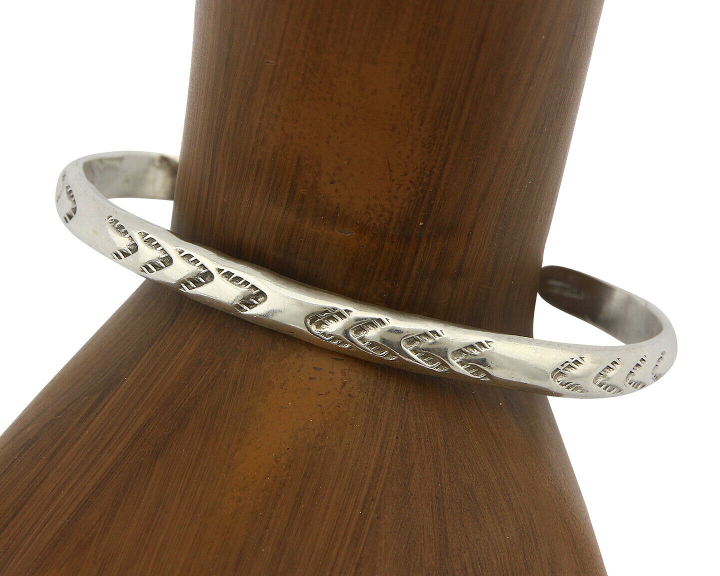 Navajo Bracelet .925 Silver Hand Stamped Arrow Head Artist I Montoya C.80's