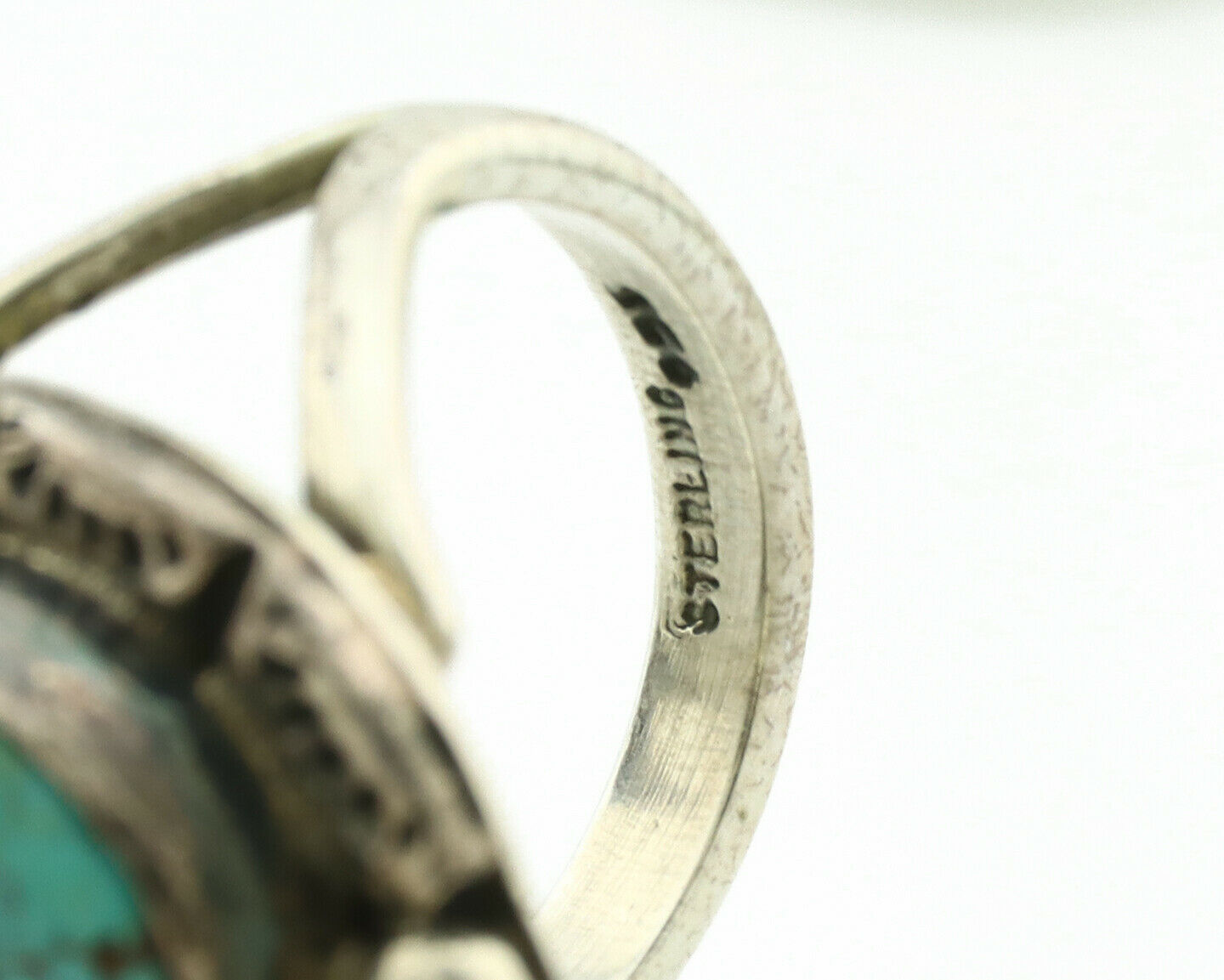 Navajo Ring .925 Silver Kingman Turquoise Artist Signed Gecko C.1980's