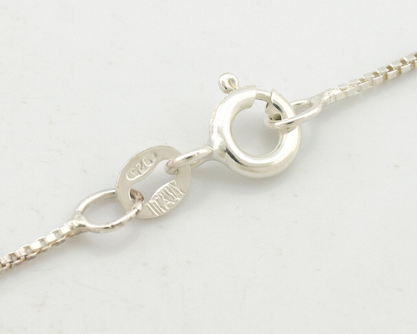 Navajo Necklace .925 Silver Arizona Turquoise Artist Gecko C.1980's