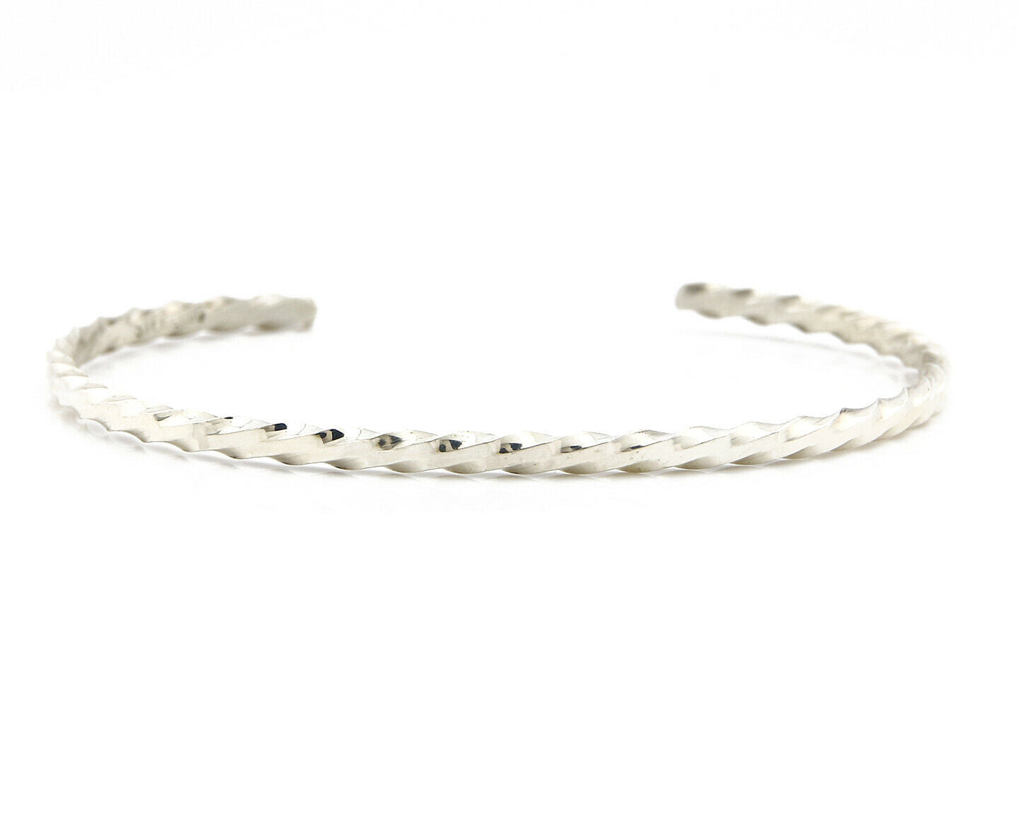 Navajo Bracelet .925 Silver Native American Artist Handmade 3.0 mm wide C.1980's