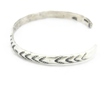 Navajo Bracelet .925 Silver Hand Stamped Arrow Head Artist I Montoya C.80's