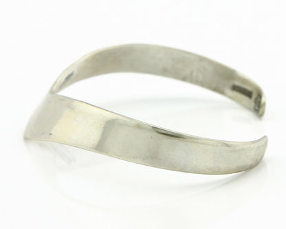 Navajo Handmade Bracelet .925 Silver Native Artist TAHE C.80's