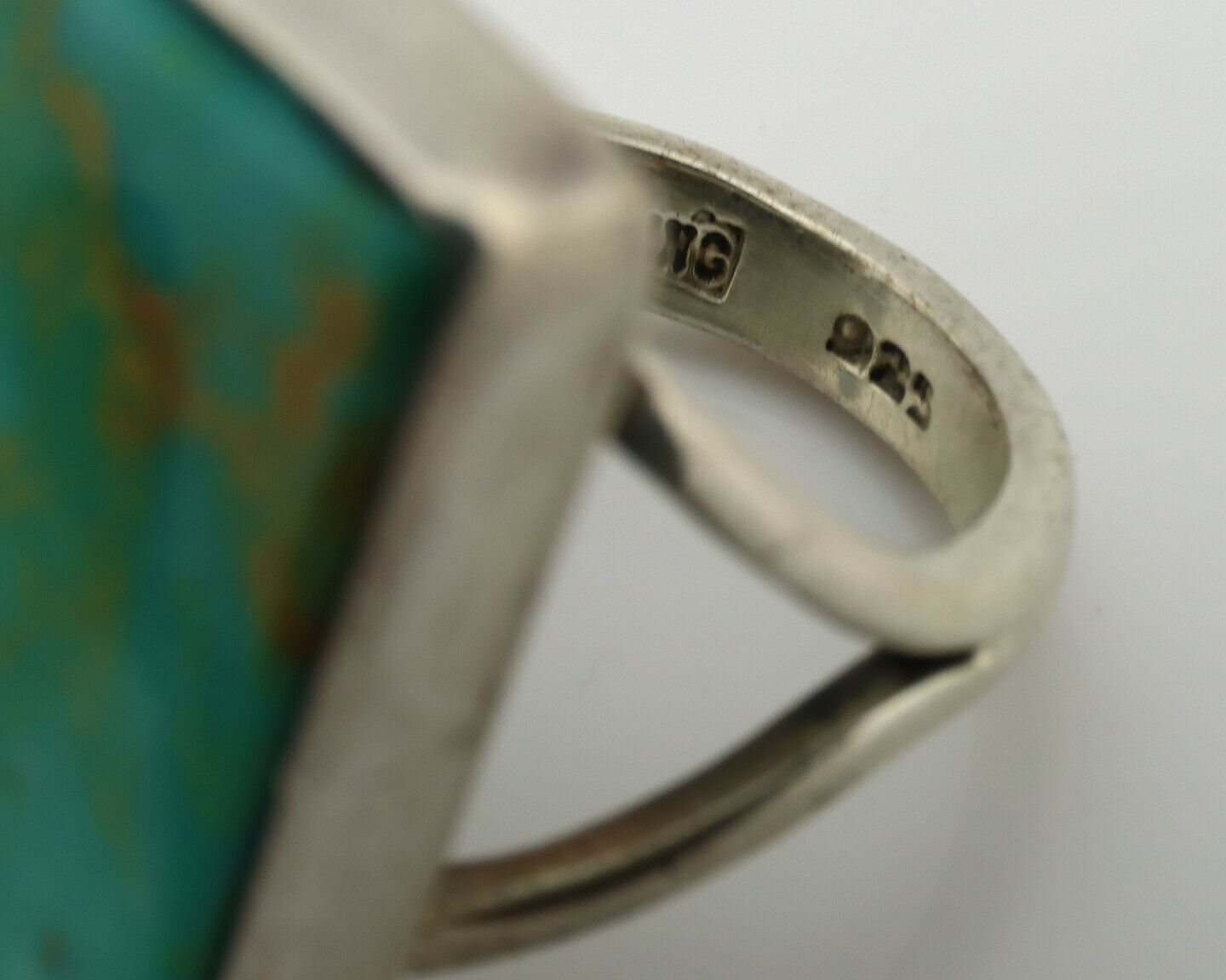Navajo Ring .925 Silver Kingman Turquoise Artist Signed Gecko C.80's