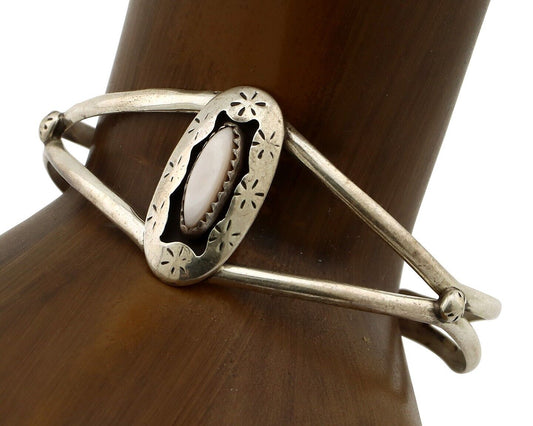 Women's Navajo Bracelet 925 Silver Pink Mussel Native American Artist Signed IJC
