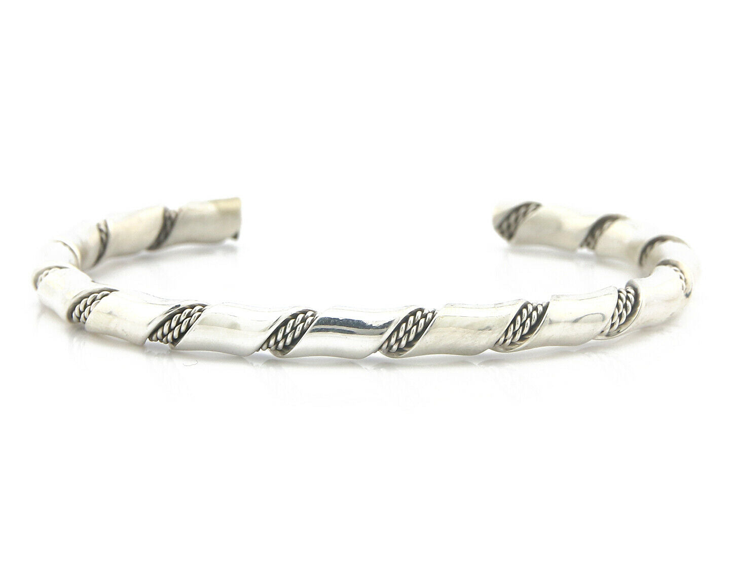 Navajo Bracelet .925 SOLID Silver Handmade Artist Tahe Circa Late 1980's