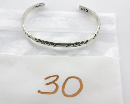 Navajo Bracelet .925 Silver Hand Stamped Arrow Head Artist I Montoya C80s