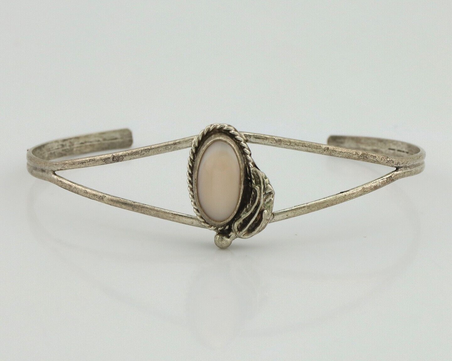 Women's Navajo Bracelet 925 Silver Natural Pink Mussel Native American C.80's