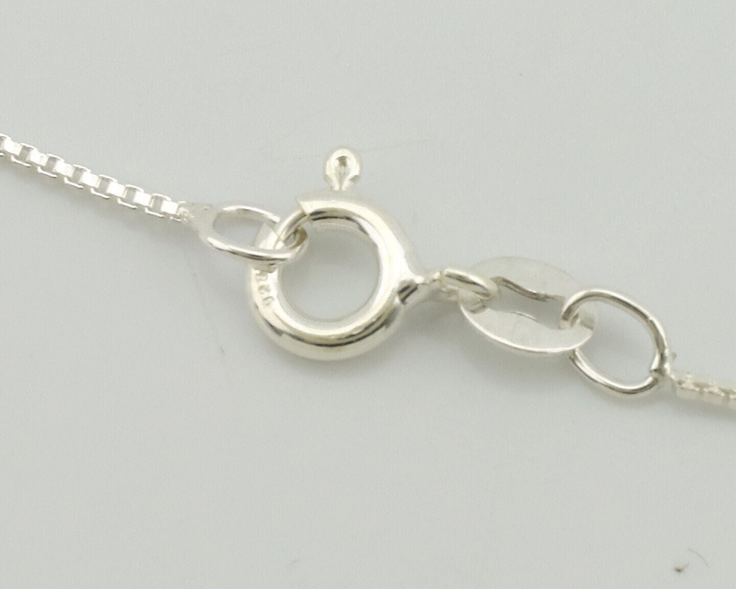 Navajo Necklace .925 Silver Arizona Turquoise Signed Gecko C.1980's