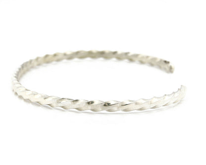 Navajo Bracelet .925 Silver Native American Artist Handmade 3.0 mm wide C.1980's