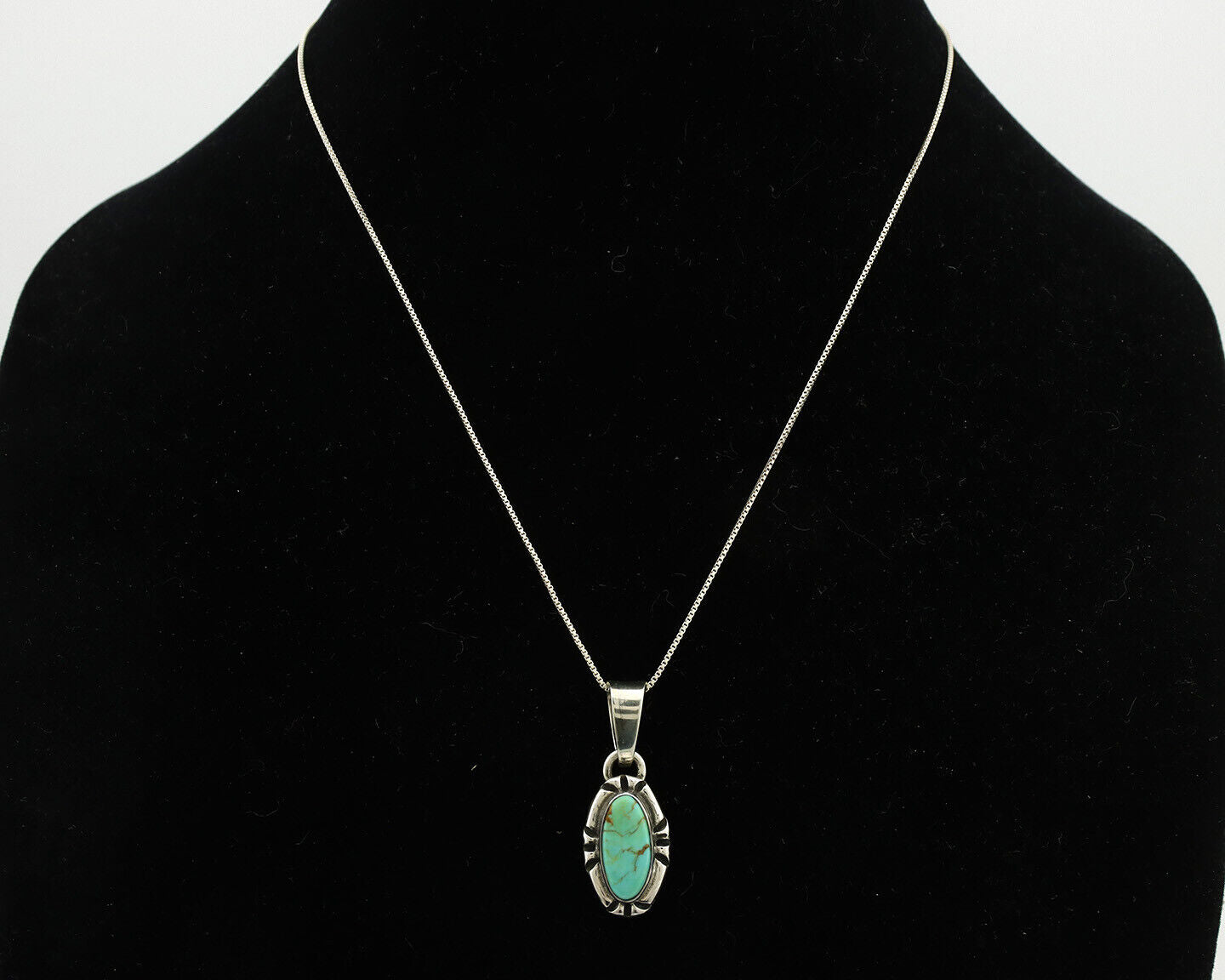 Navajo Necklace .925 Silver Arizona Turquoise Artist Gecko C.1980's