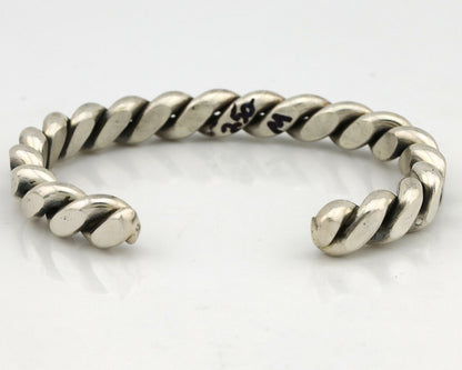 Navajo Handmade Bracelet .925 SOLID Silver Native American Artist Circa 1980's