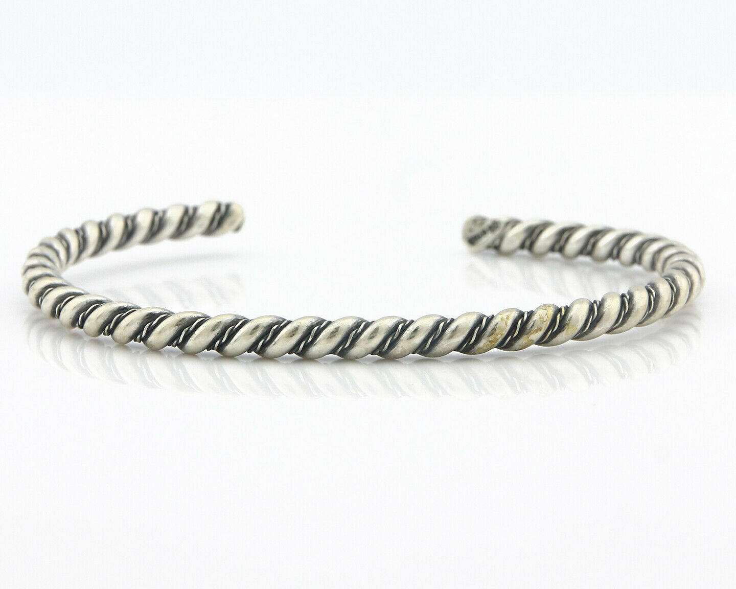 Navajo Bracelet .925 SOLID Silver Handmade Artist Tahe Circa Late 1980's