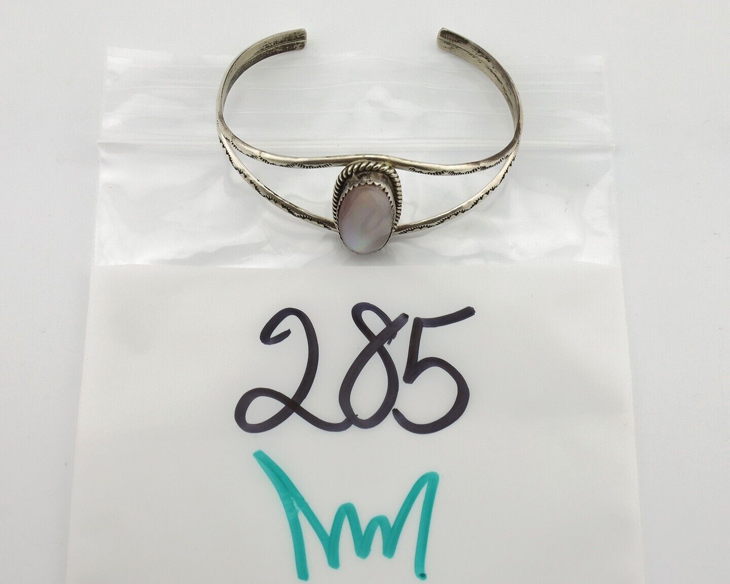 Women's Navajo Bracelet 925 Silver Natural Pink Mussel Native American C.80's